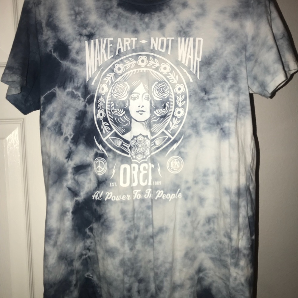 OBEY Make Art Not War T-Shirt